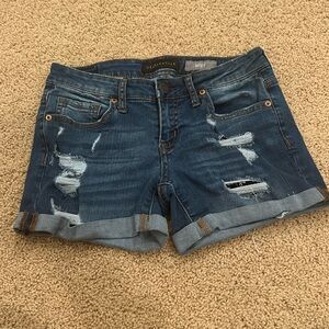 Aeropostale seriously stretchy low rise denim midi shorts size 0